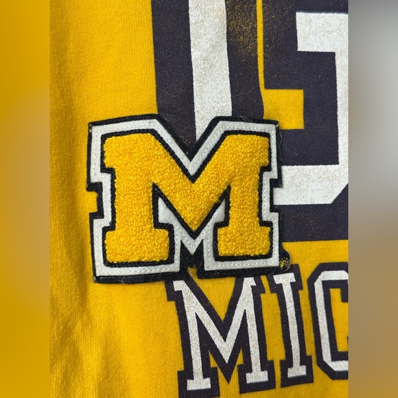 Victoria's Secret PINK University of Michigan Wolverines full zip-up sweatshirt - Picture 3 of 6